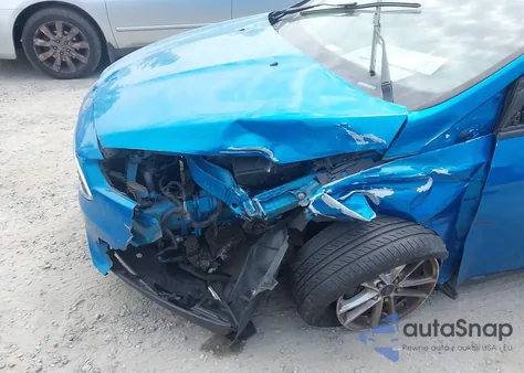 2015 Ford Focus Se z USA, uszkodzony, nr VIN 1FADP3K2XFL300901